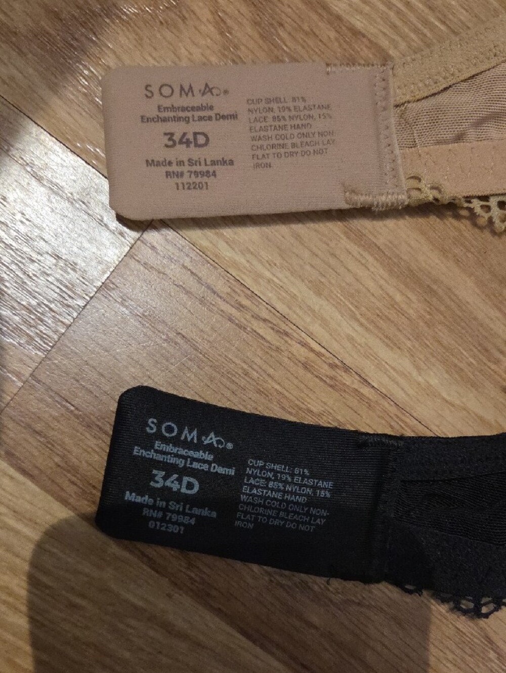 ❗️SALE❗️Four SOMA Bras - Picture 4 of 7